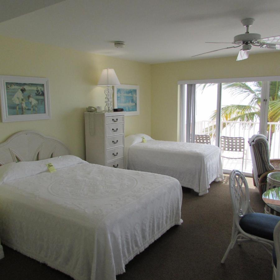 Queen Studio at Edison Beach House