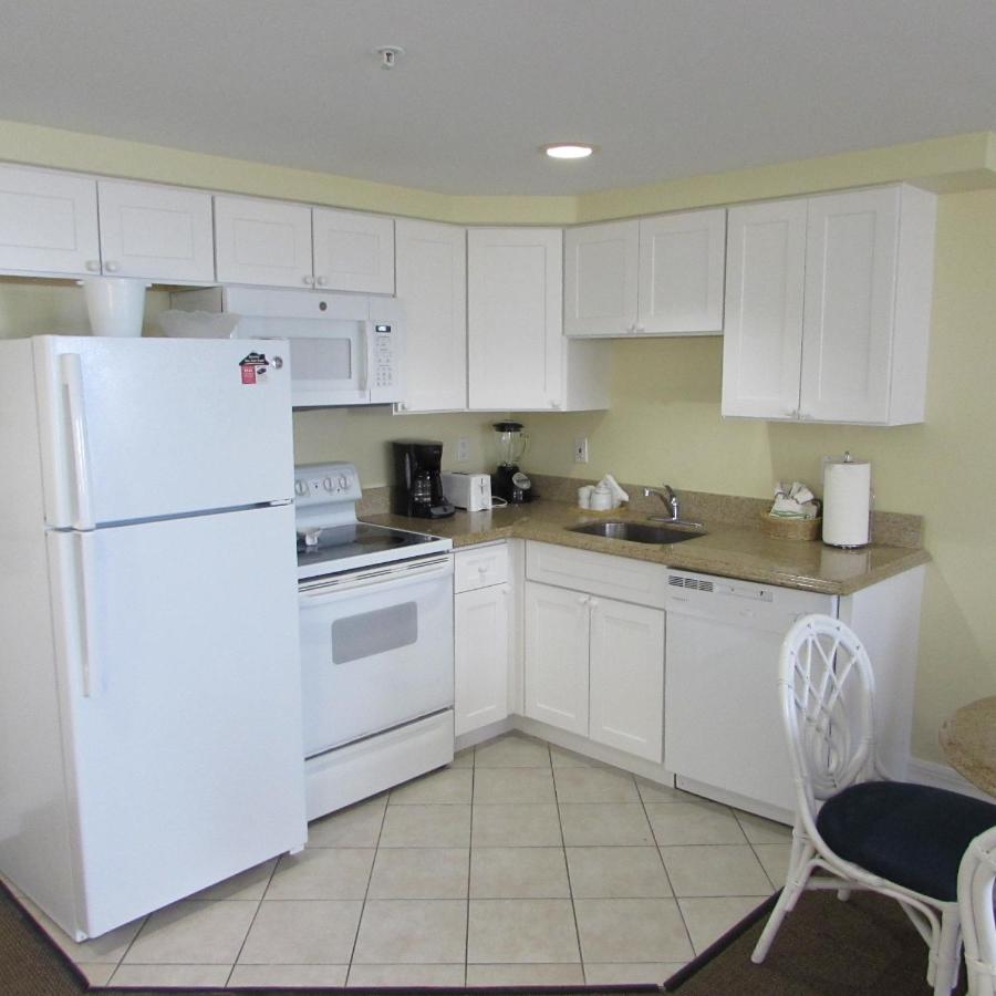 One-Bedroom Apartment at Edison Beach House