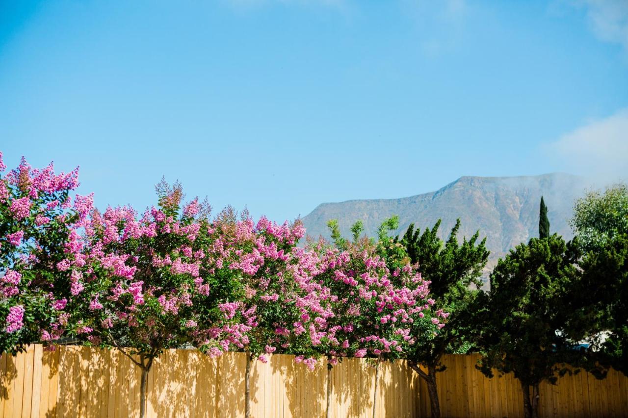| Casa Ojai Inn