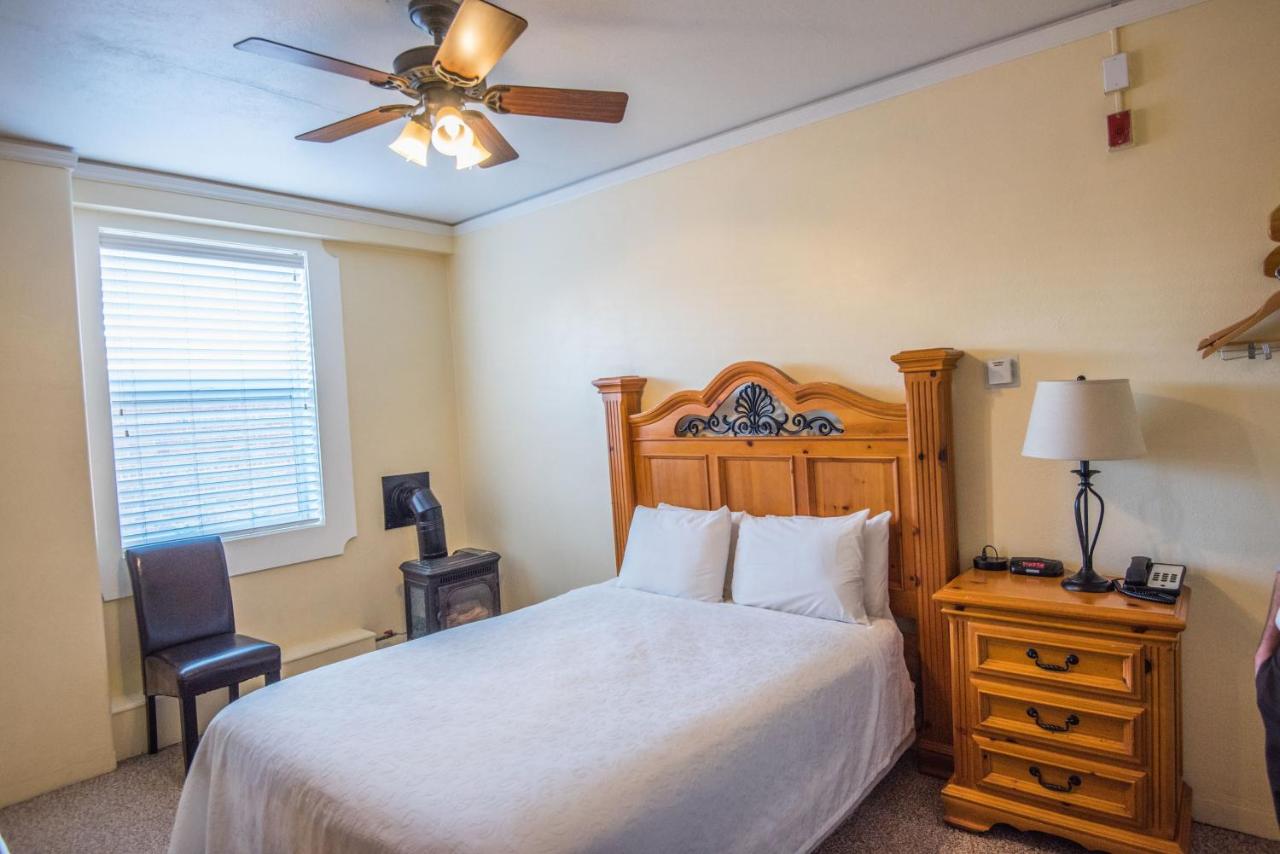  | Pismo Beach Hotel