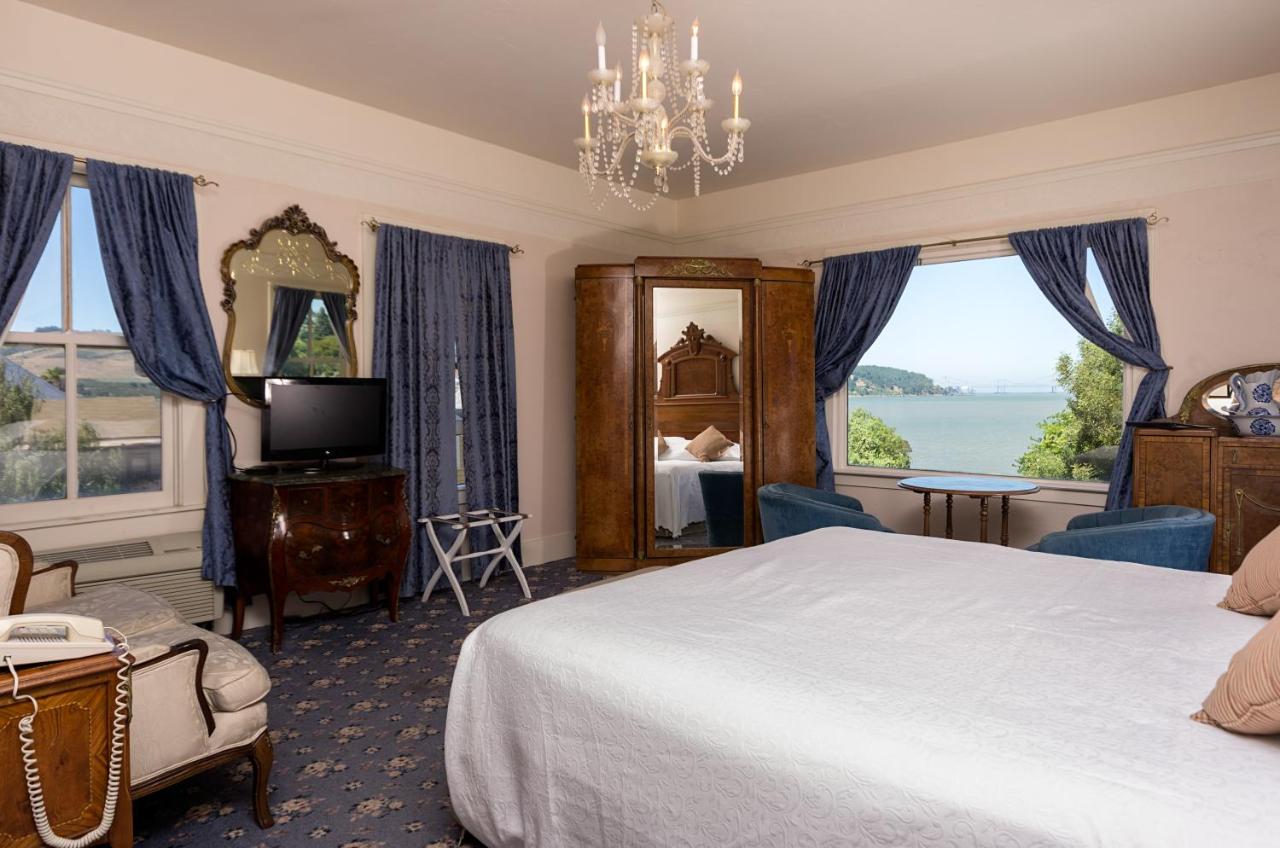 King Room at Union Hotel
