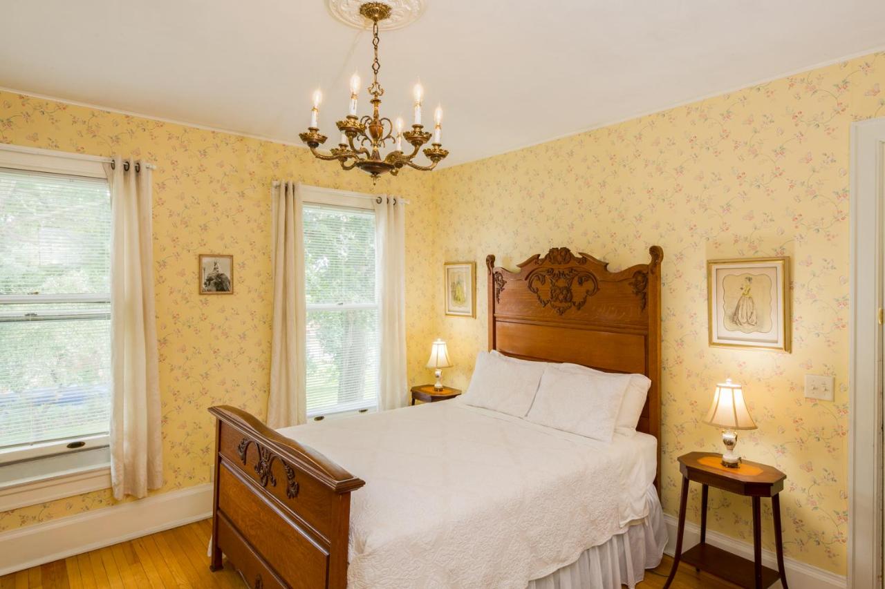 | Ringling House Bed & Breakfast