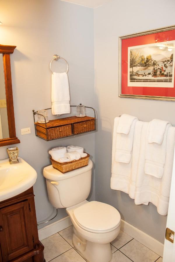 | Hertzog Homestead Bed & Breakfast