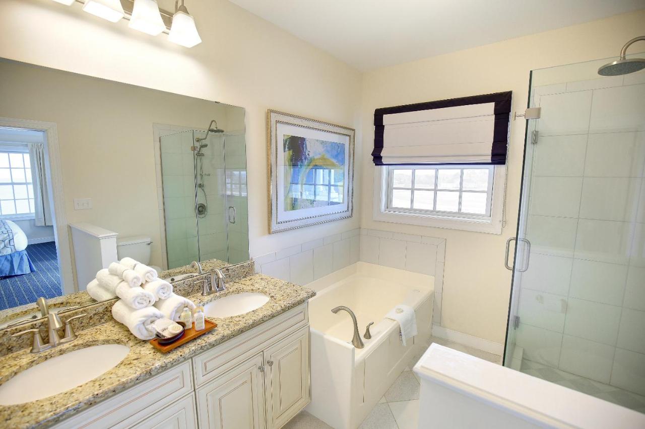| Waterside Resort by Capital Vacations