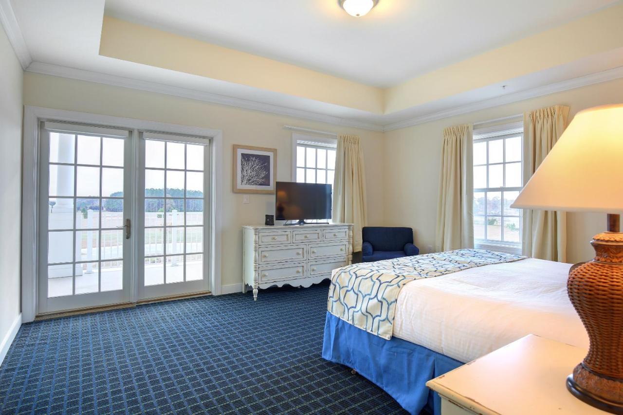 | Waterside Resort by Capital Vacations