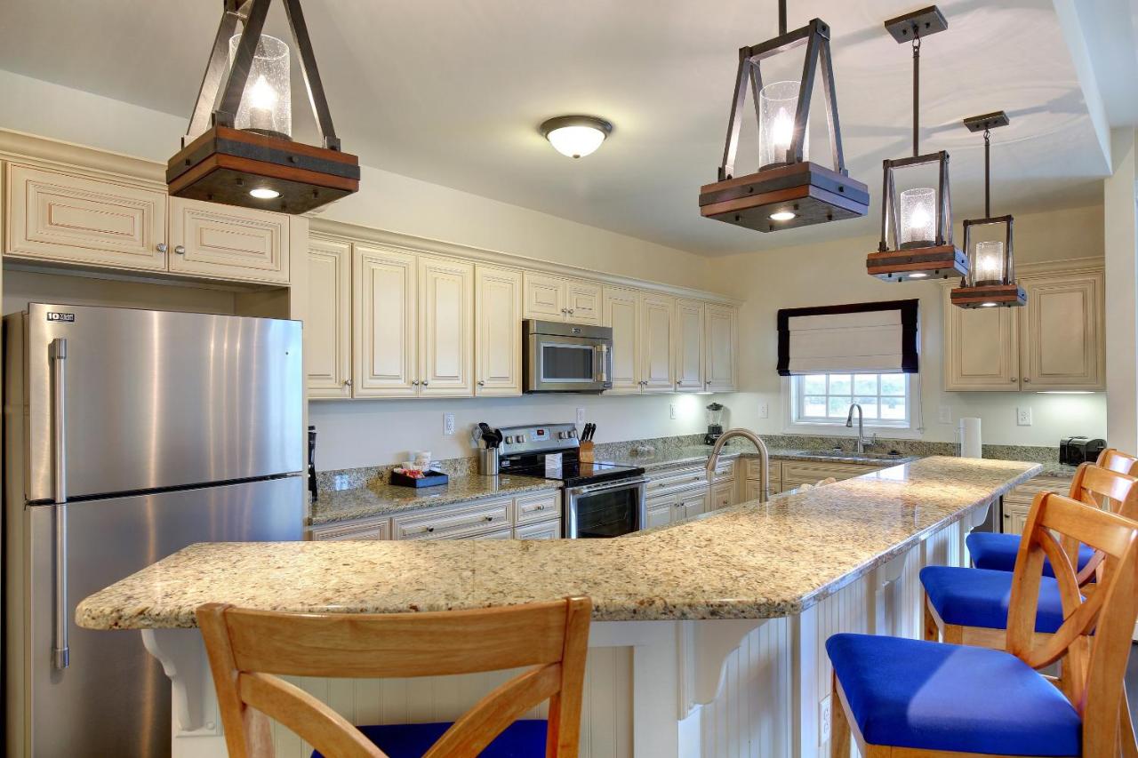 | Waterside Resort by Capital Vacations