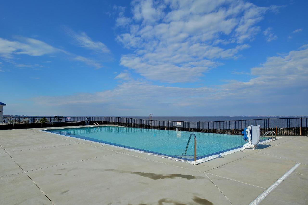 | Waterside Resort by Capital Vacations