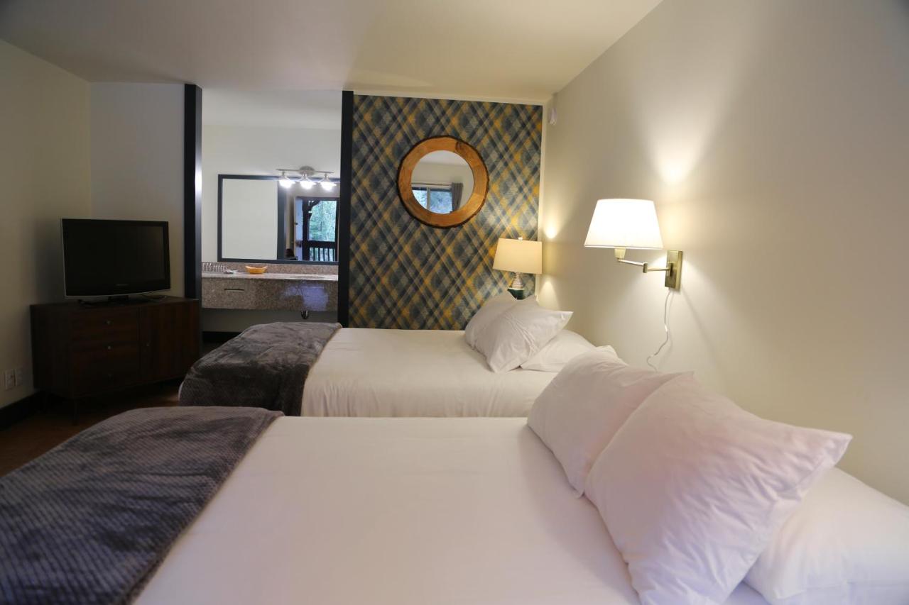 | The Occidental Lodge