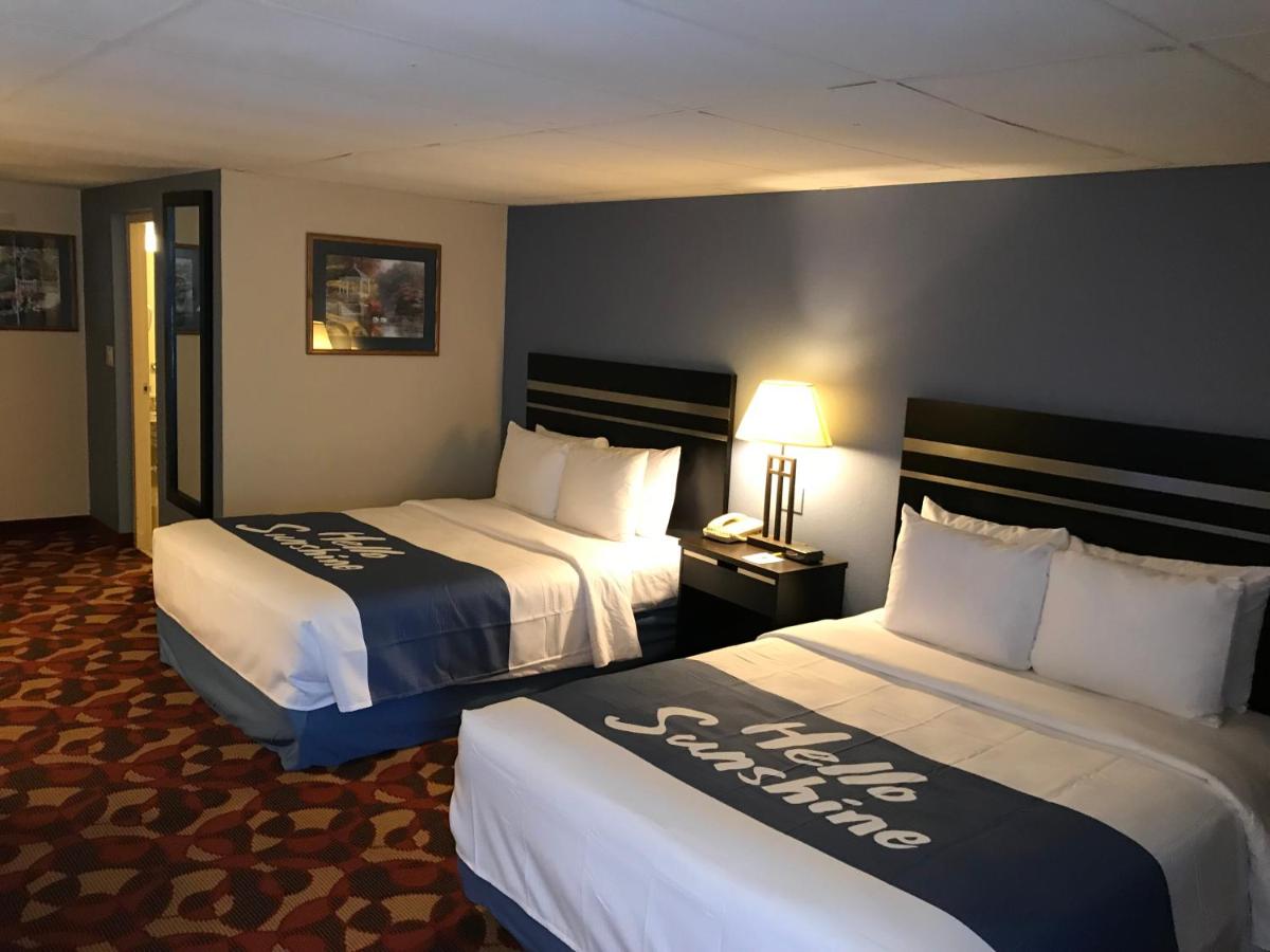 Queen Room with Two Queen Beds - Smoking at Days Inn by Wyndham Carlisle North