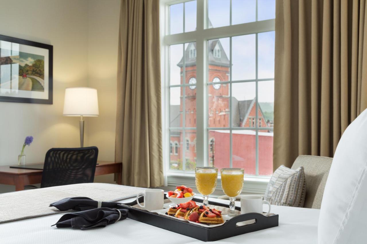 Deluxe King Room at Hotel Anthracite