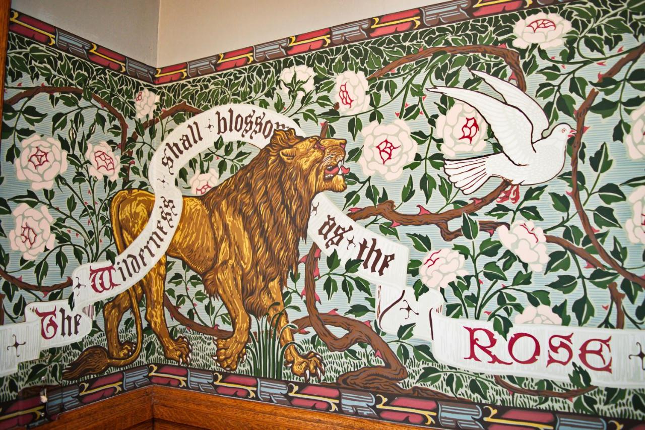 | The Lion and the Rose Bed and Breakfast