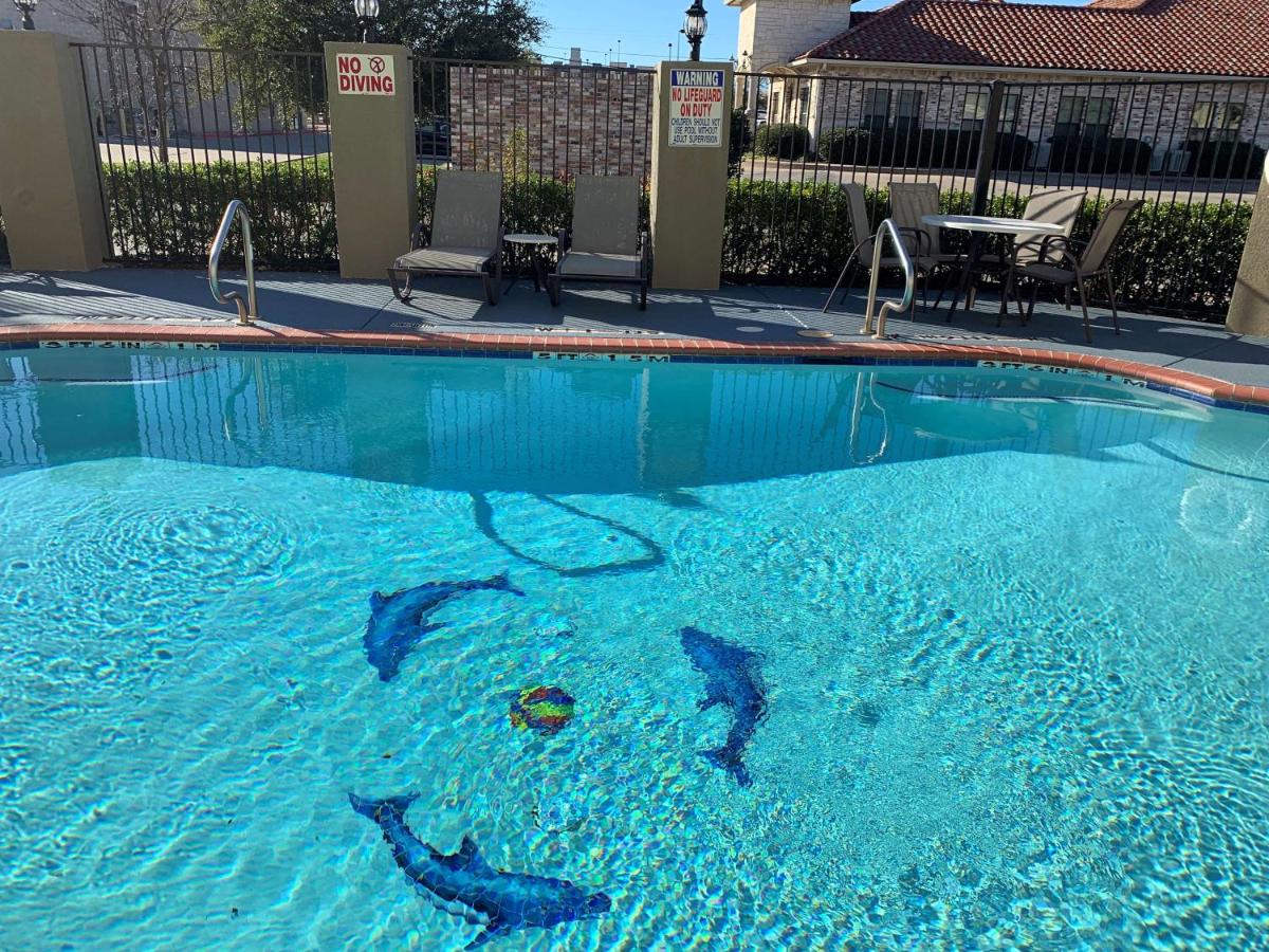  | SureStay Plus Hotel by Best Western Mesquite