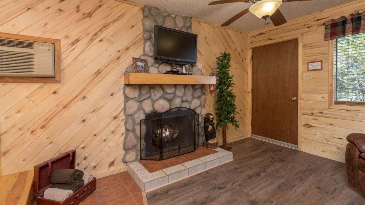 | Upper Canyon Inn