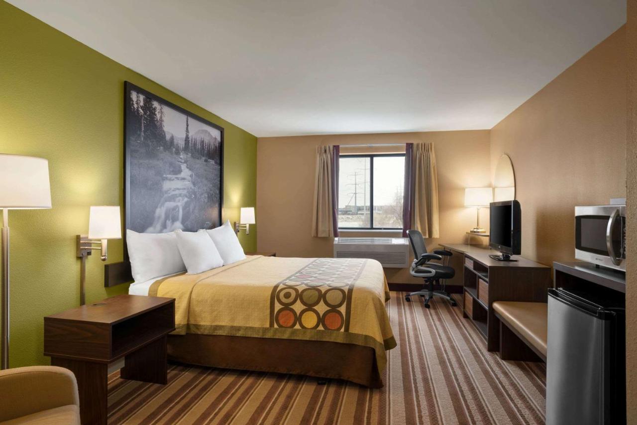  | Super 8 by Wyndham S Jordan/Sandy/Slc Area