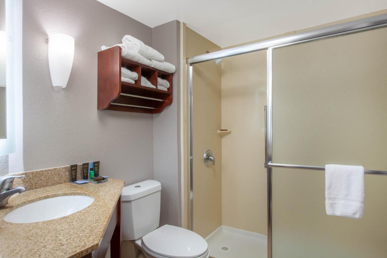  | Wingate by Wyndham Charleston Coliseum