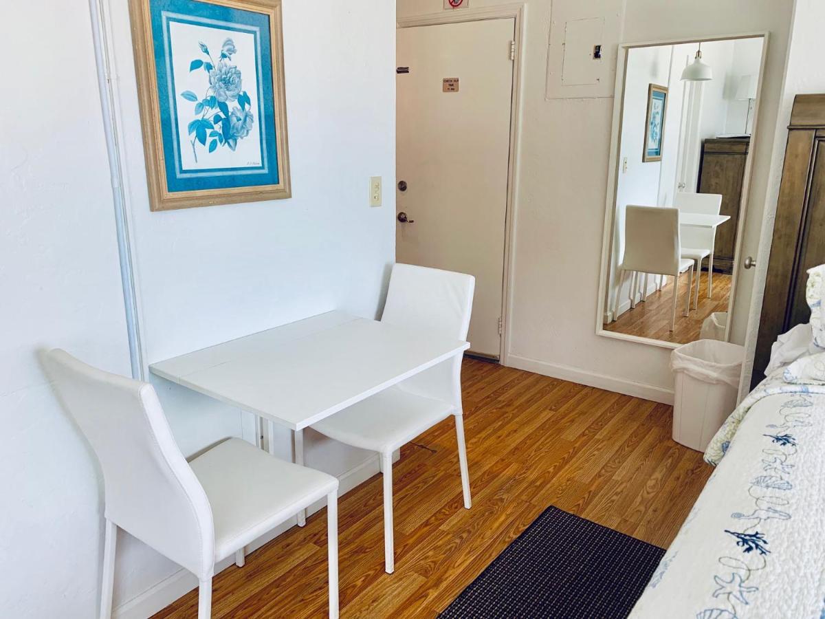 King Room with Oceanfront View - Non-Smoking at Ebb Tide Resort Oceanfront