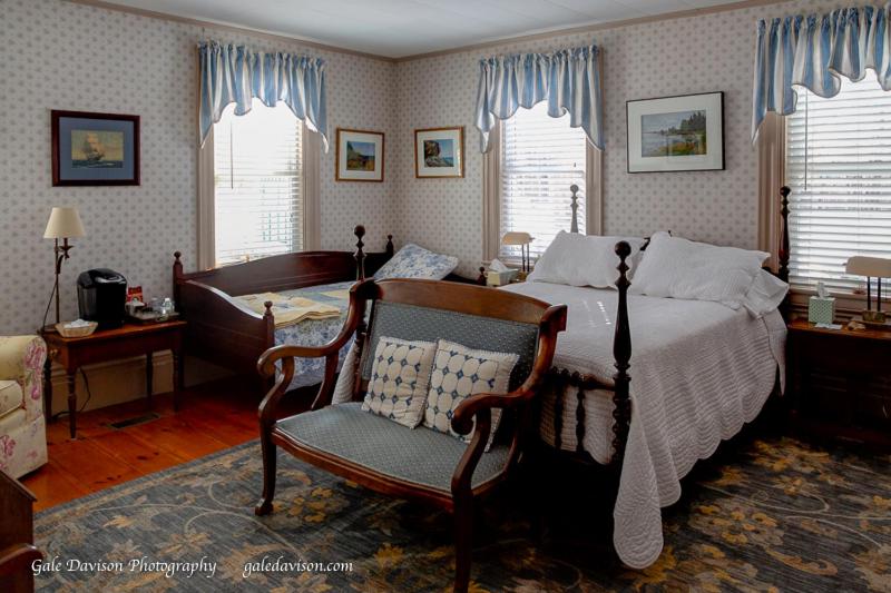 | Clary Lake Bed and Breakfast
