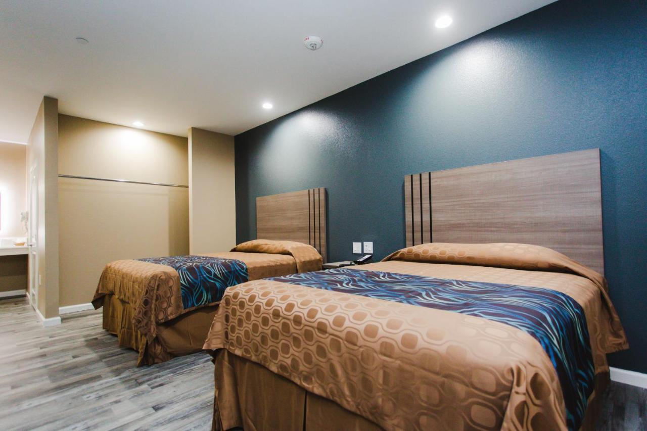 | Budget Host Inn & Suites