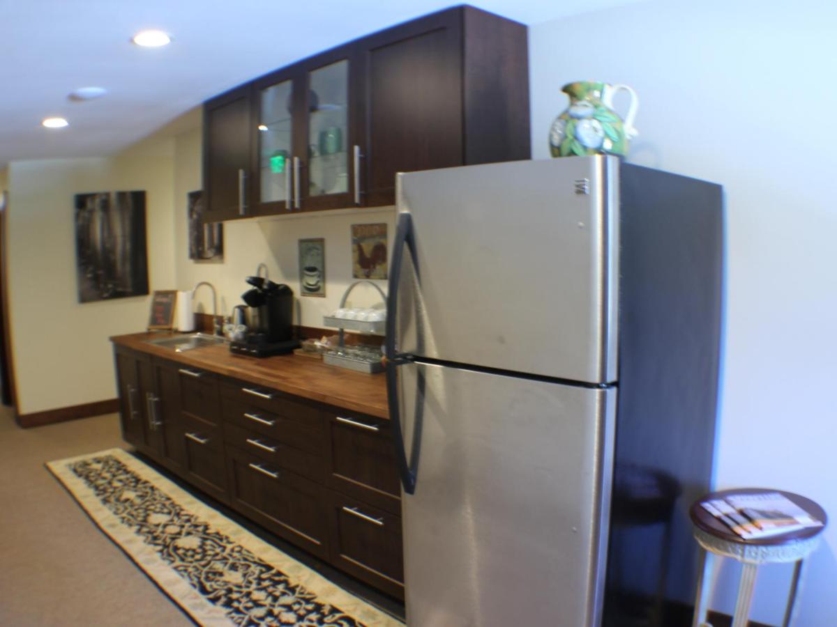 | Comforts of Whidbey