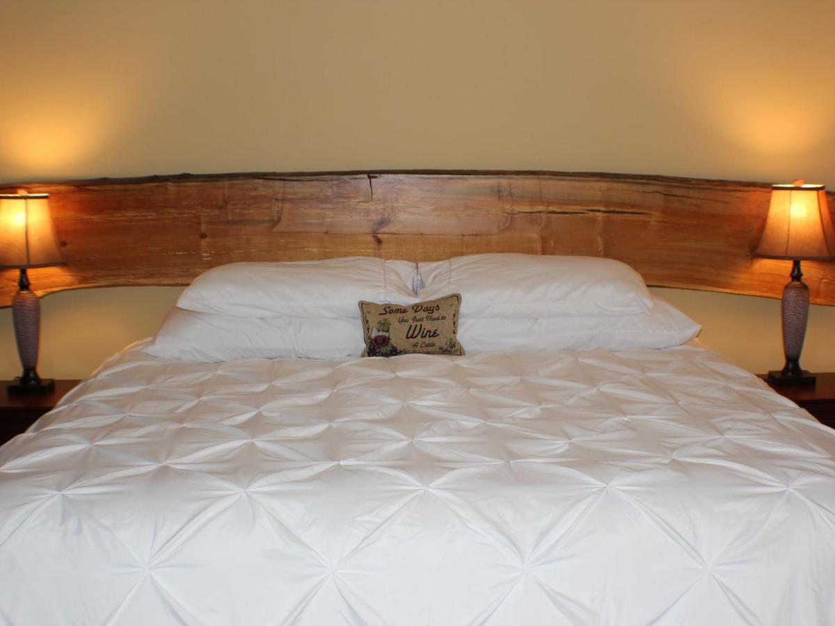 | Comforts of Whidbey
