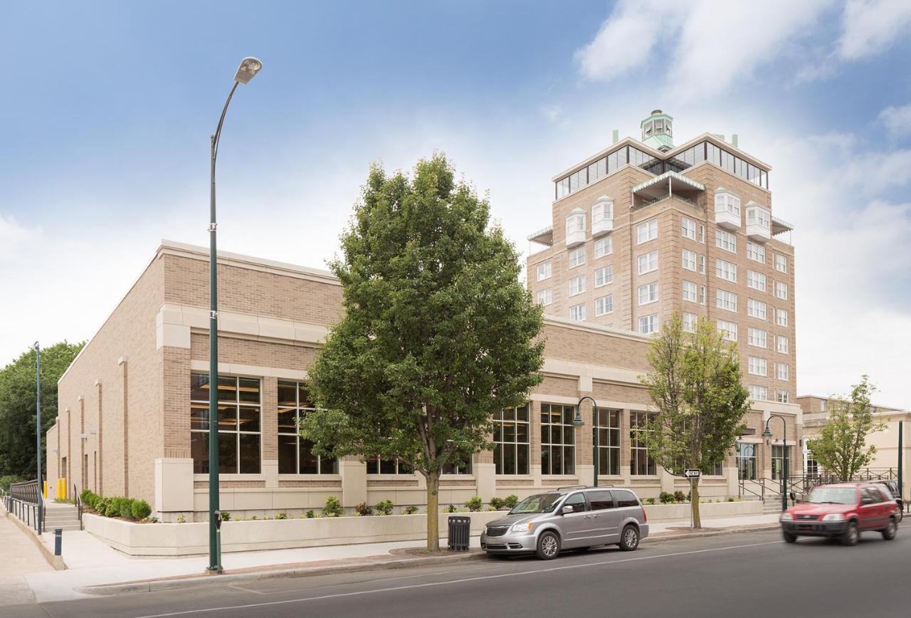 | Park Place Hotel & Conference Center