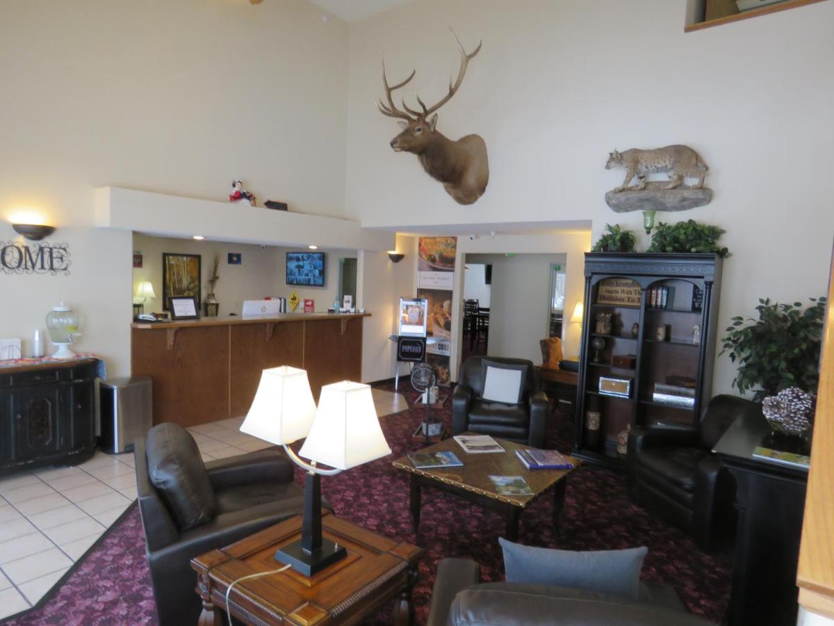 | Stay Wise Inn Cedaredge