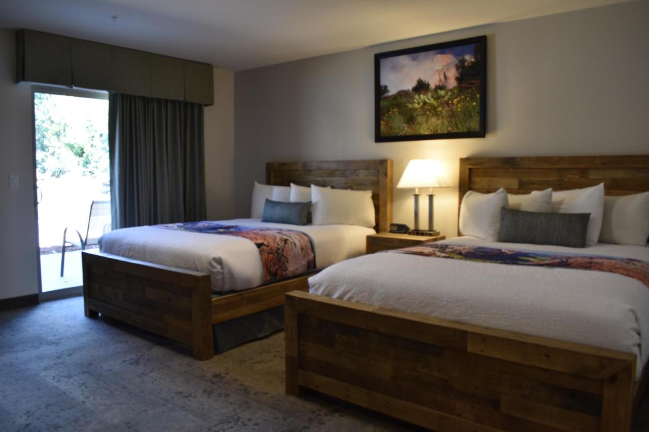 Queen Room with Two Queen Beds at Bumbleberry Inn