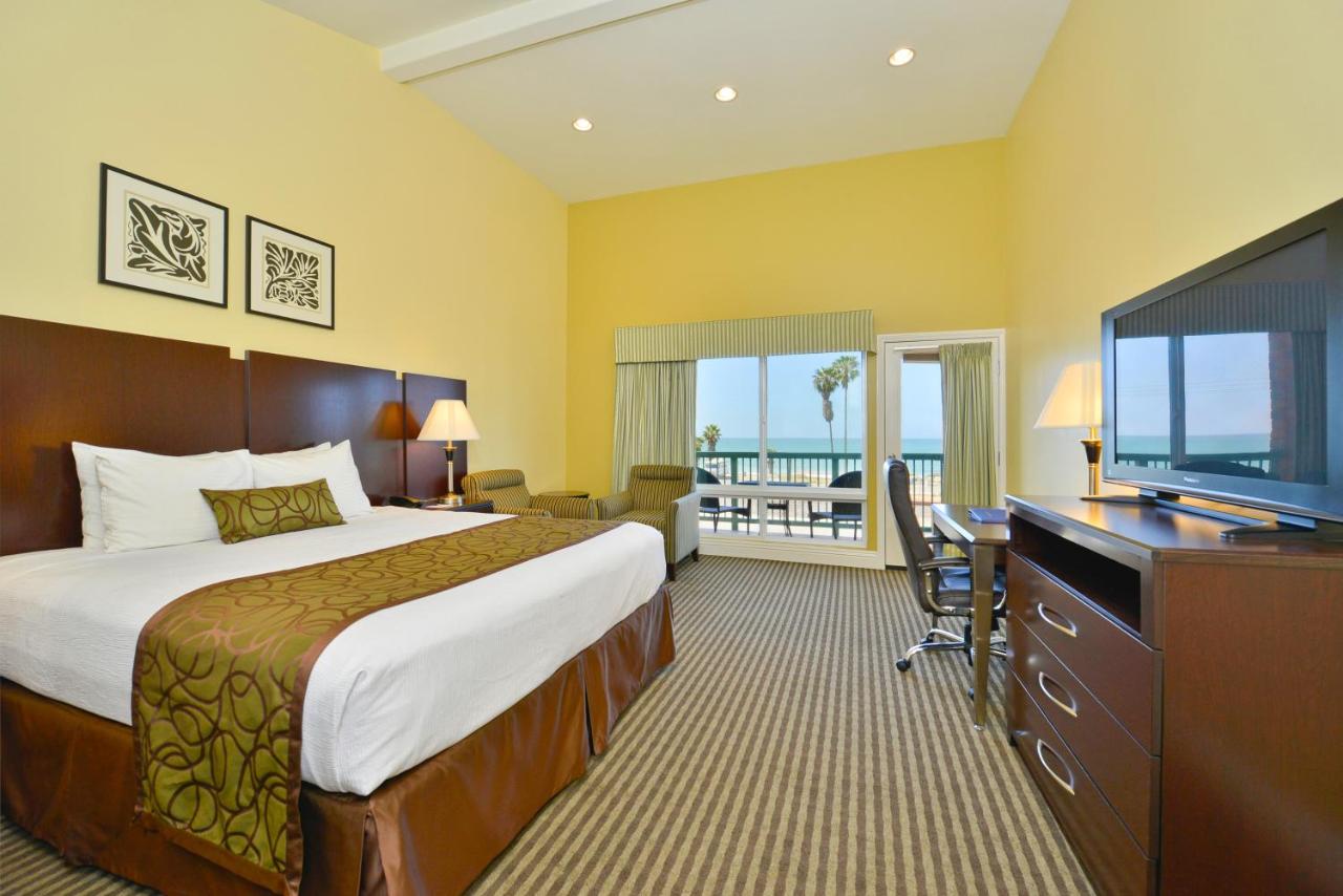 King Room with Ocean View - Non Smoking at Best Western Plus Dana Point Inn-by-the-sea