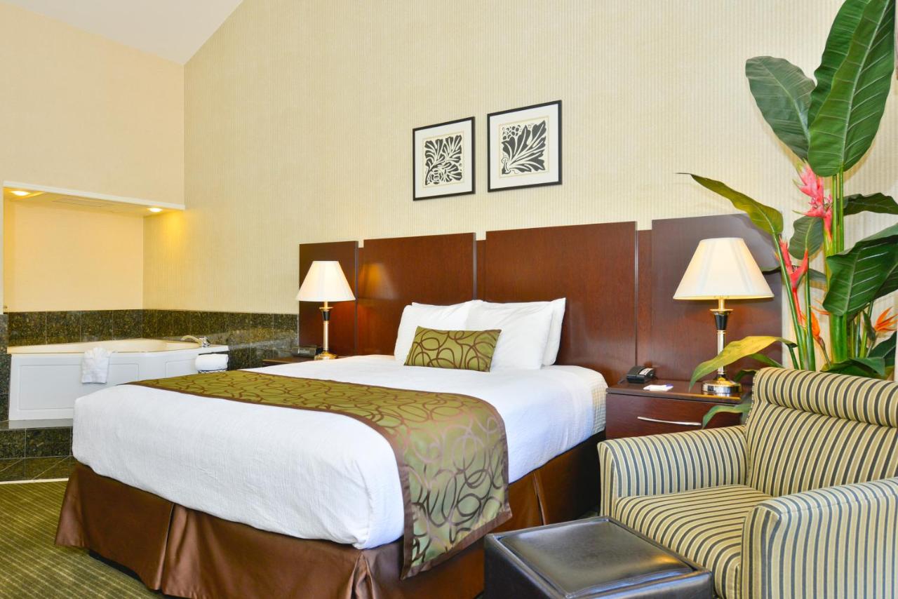 King Room - Non Smoking at Best Western Plus Dana Point Inn-by-the-sea