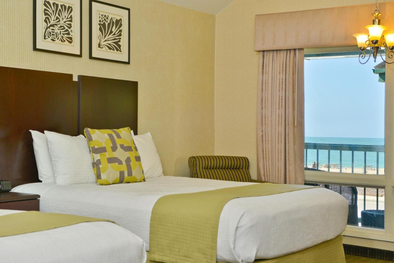 Queen Room with Two Queen Beds - Ocean View - Non smoking at Best Western Plus Dana Point Inn-by-the-sea
