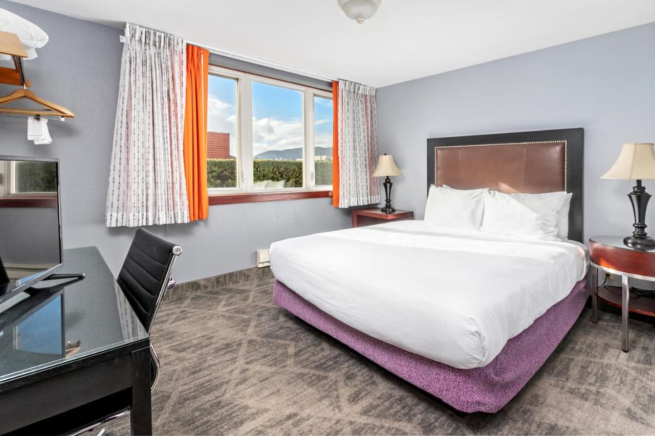 Two-Bedroom Suite at Inn At Seaside