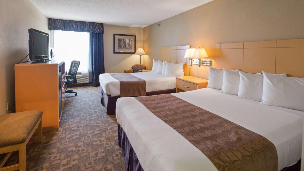 Queen Room with Two Queen Beds- Non-Smoking at SureStay Plus Hotel by Best Western Roanoke Rapids I-95