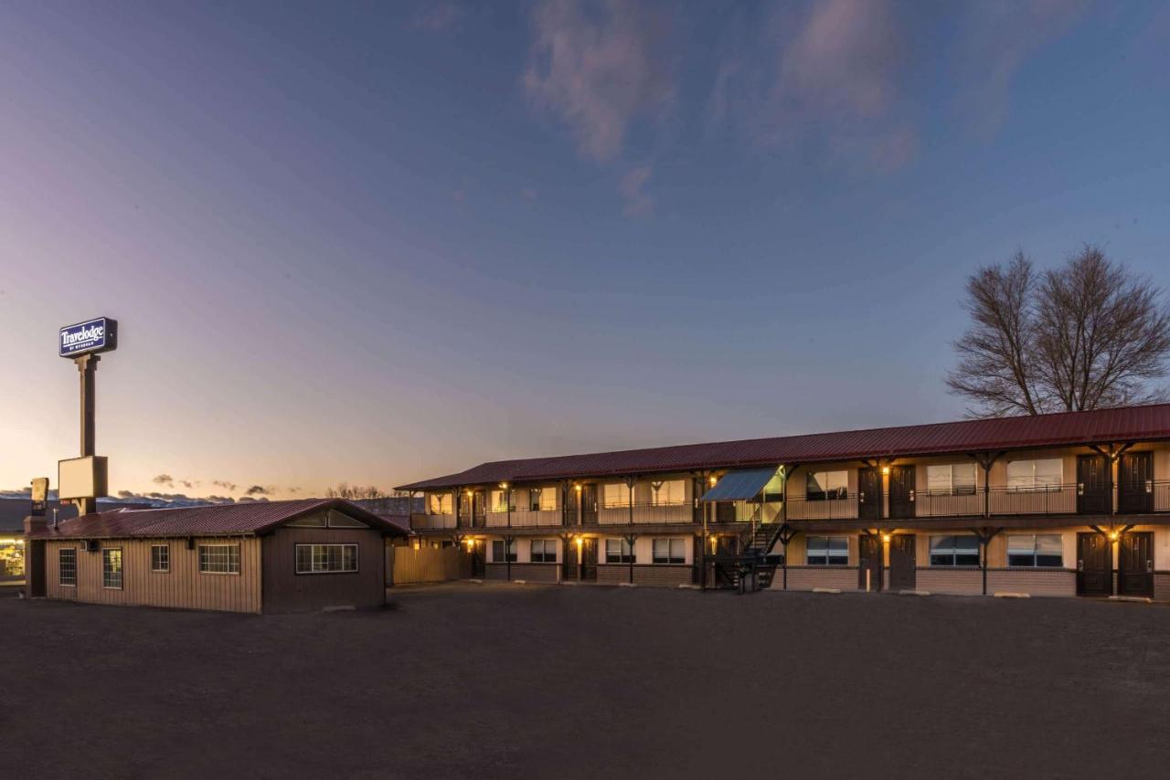 | High Desert Inn
