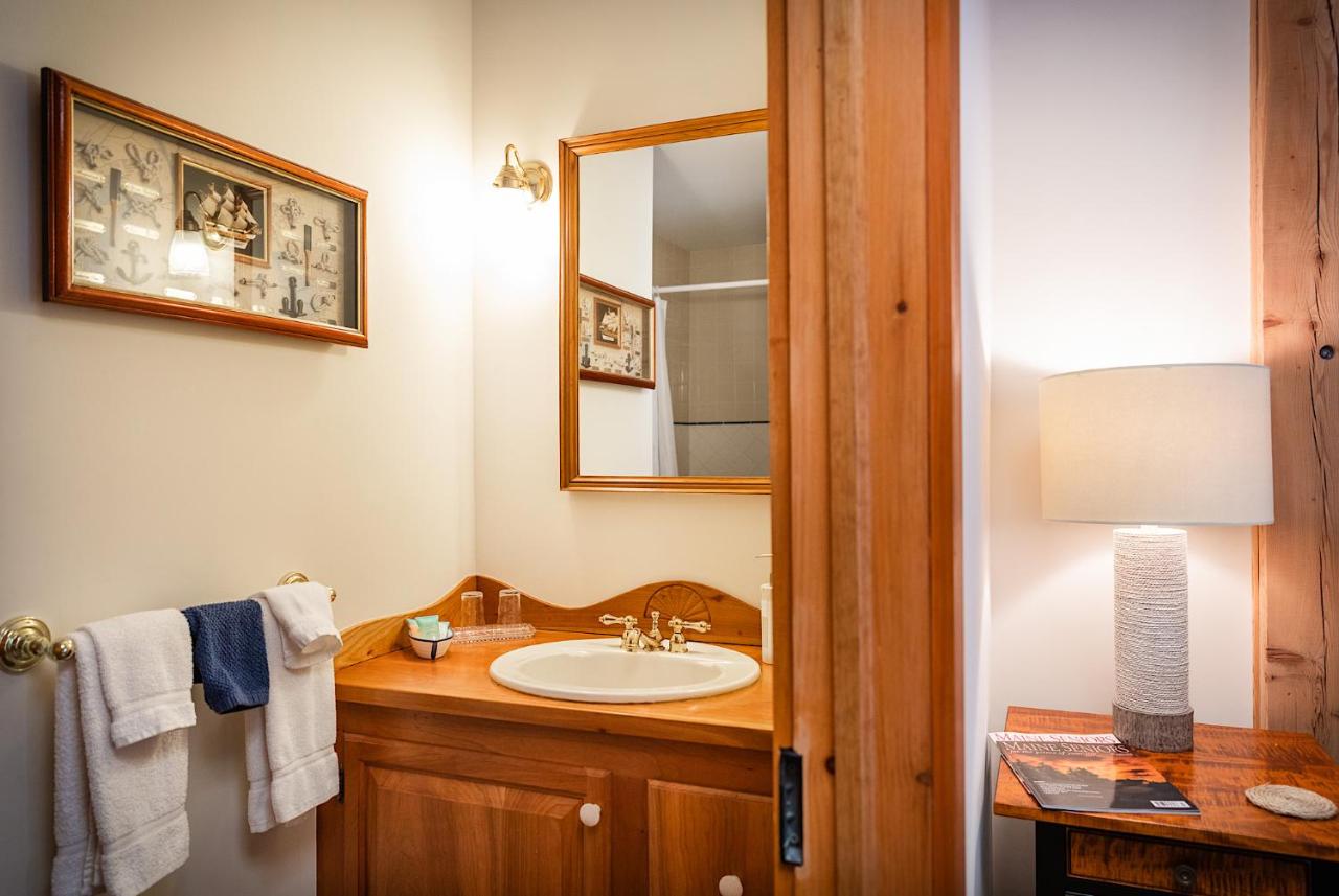 | Spouter Inn Bed & Breakfast