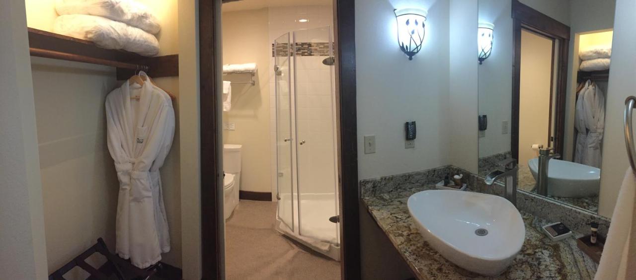 | Comforts of Whidbey