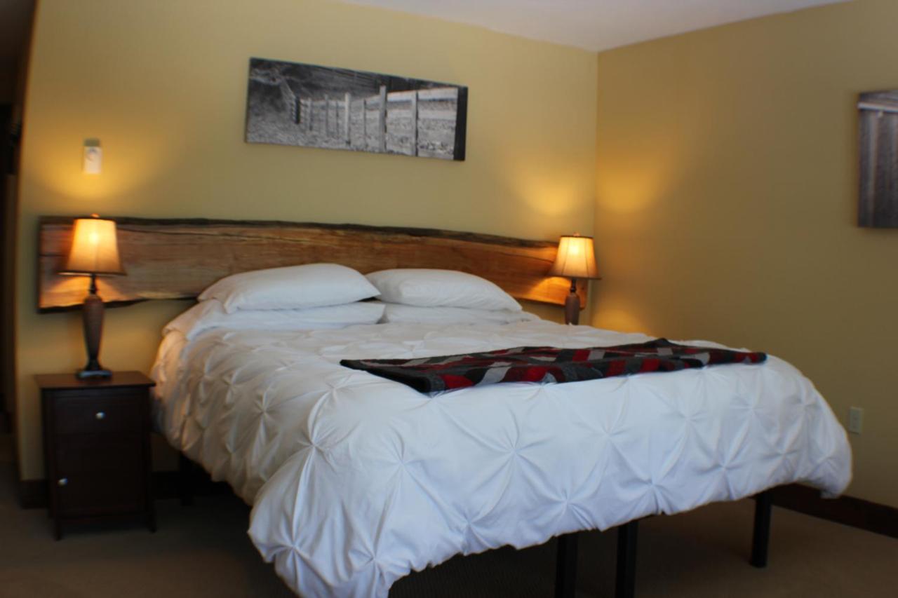 | Comforts of Whidbey
