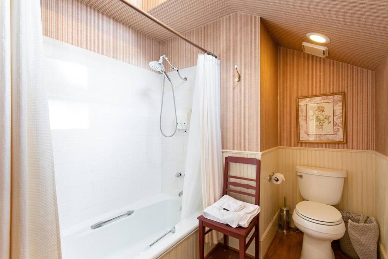| Rose Street Bed & Breakfast