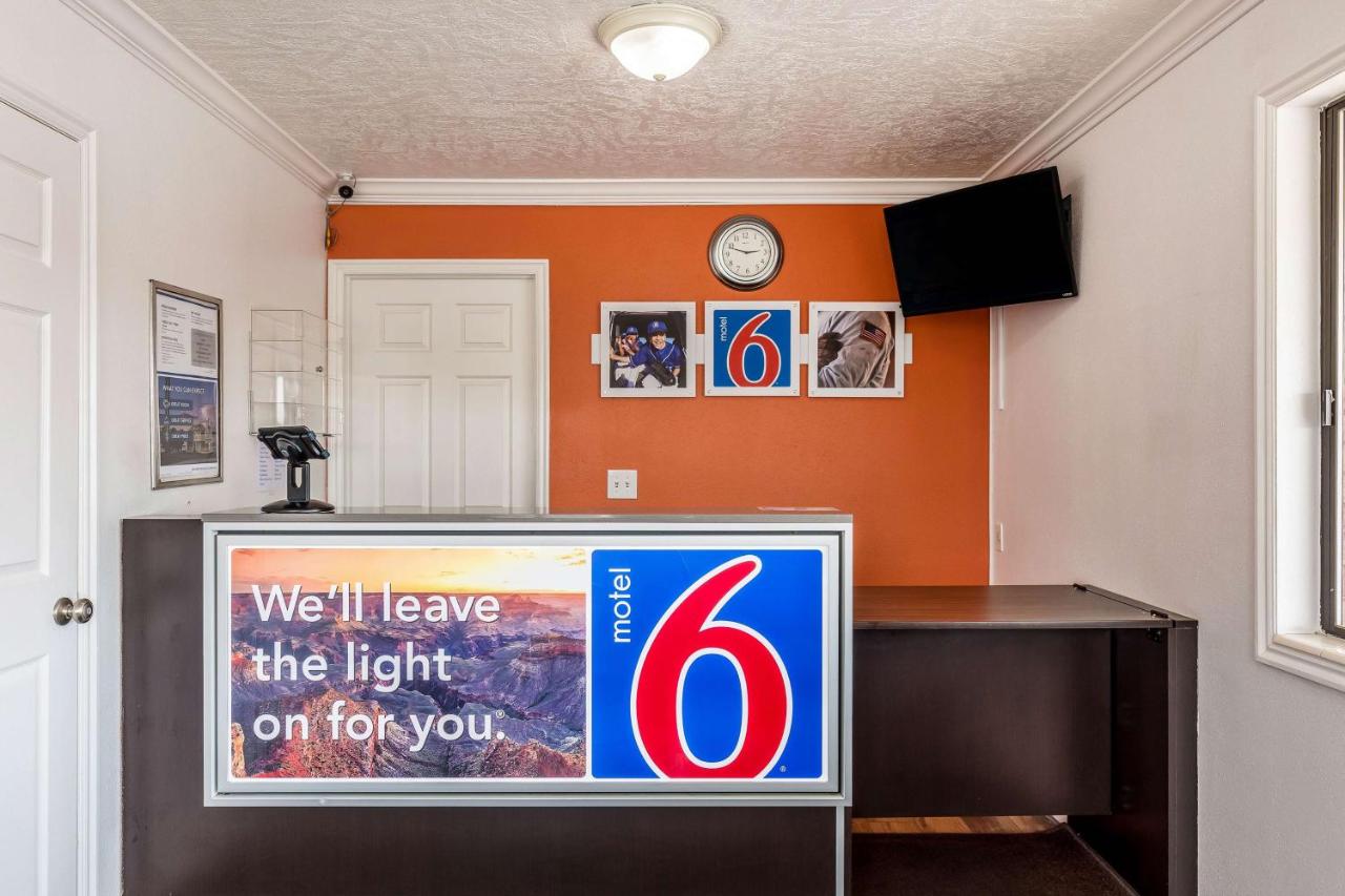| Motel 6-Tremonton, UT