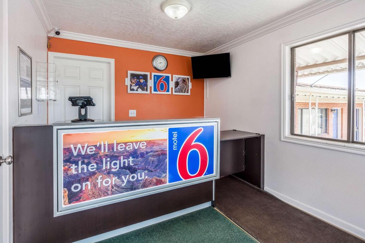 | Motel 6-Tremonton, UT