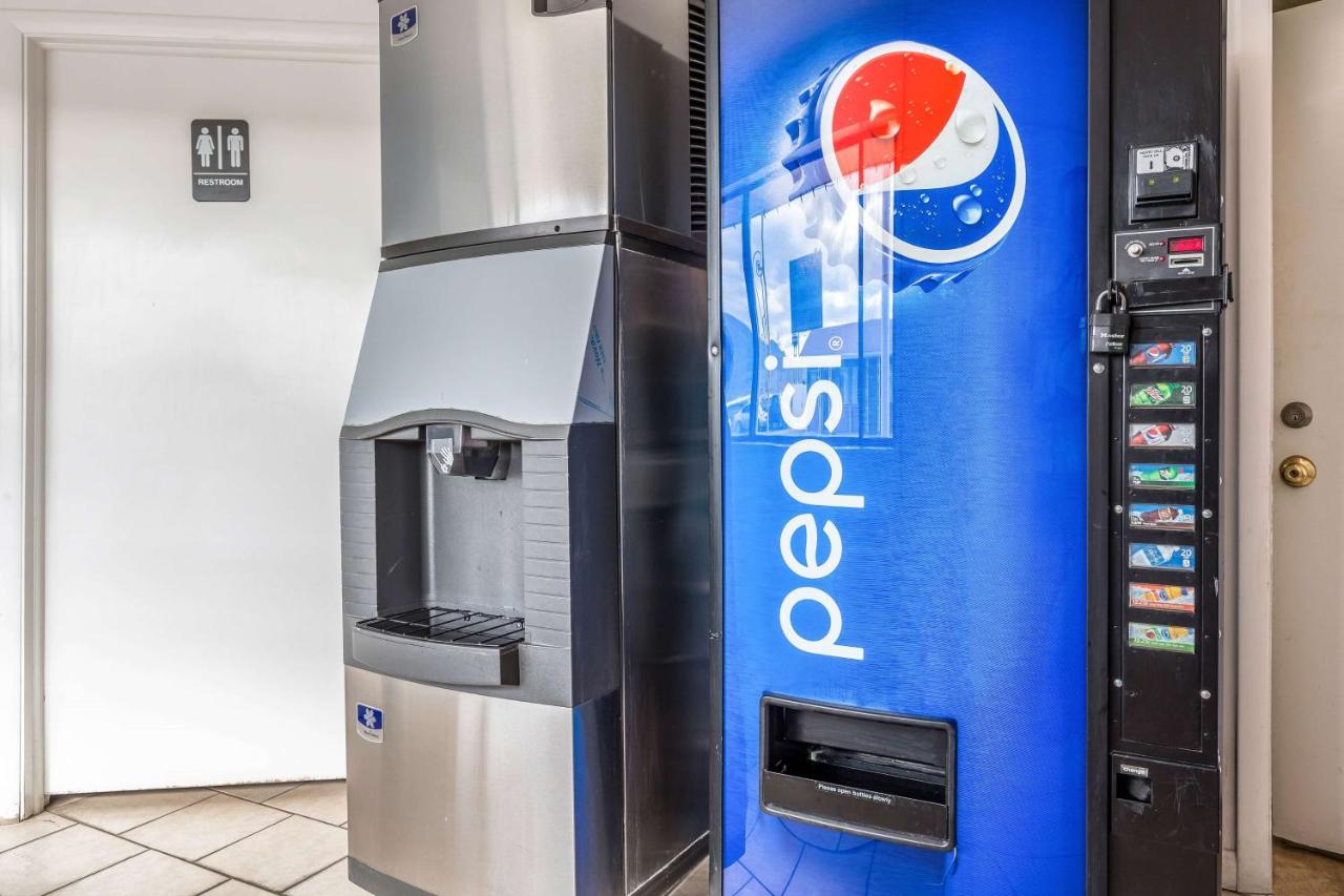 | Motel 6-Tremonton, UT