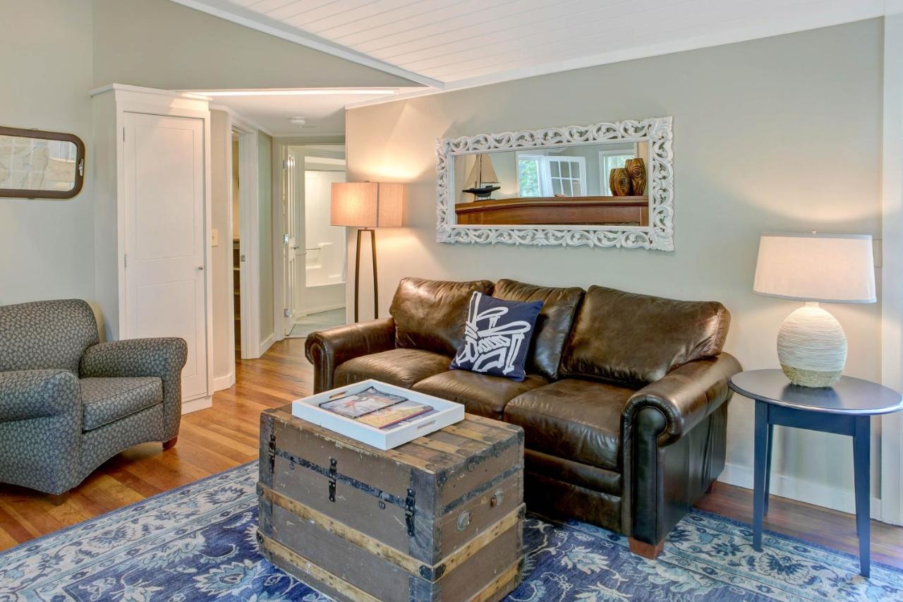 One-Bedroom Suite with Lake View at Basin Harbor