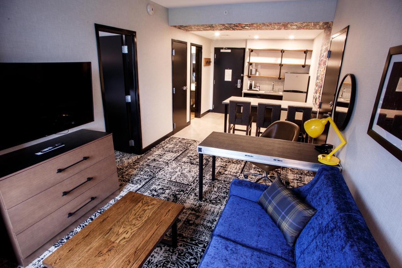 Family Room - Disability Access at Hotel Rock Lititz