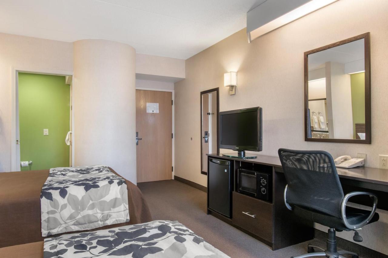 Double Room with Two Double Beds - Non-Smoking at Sleep Inn Carlisle South