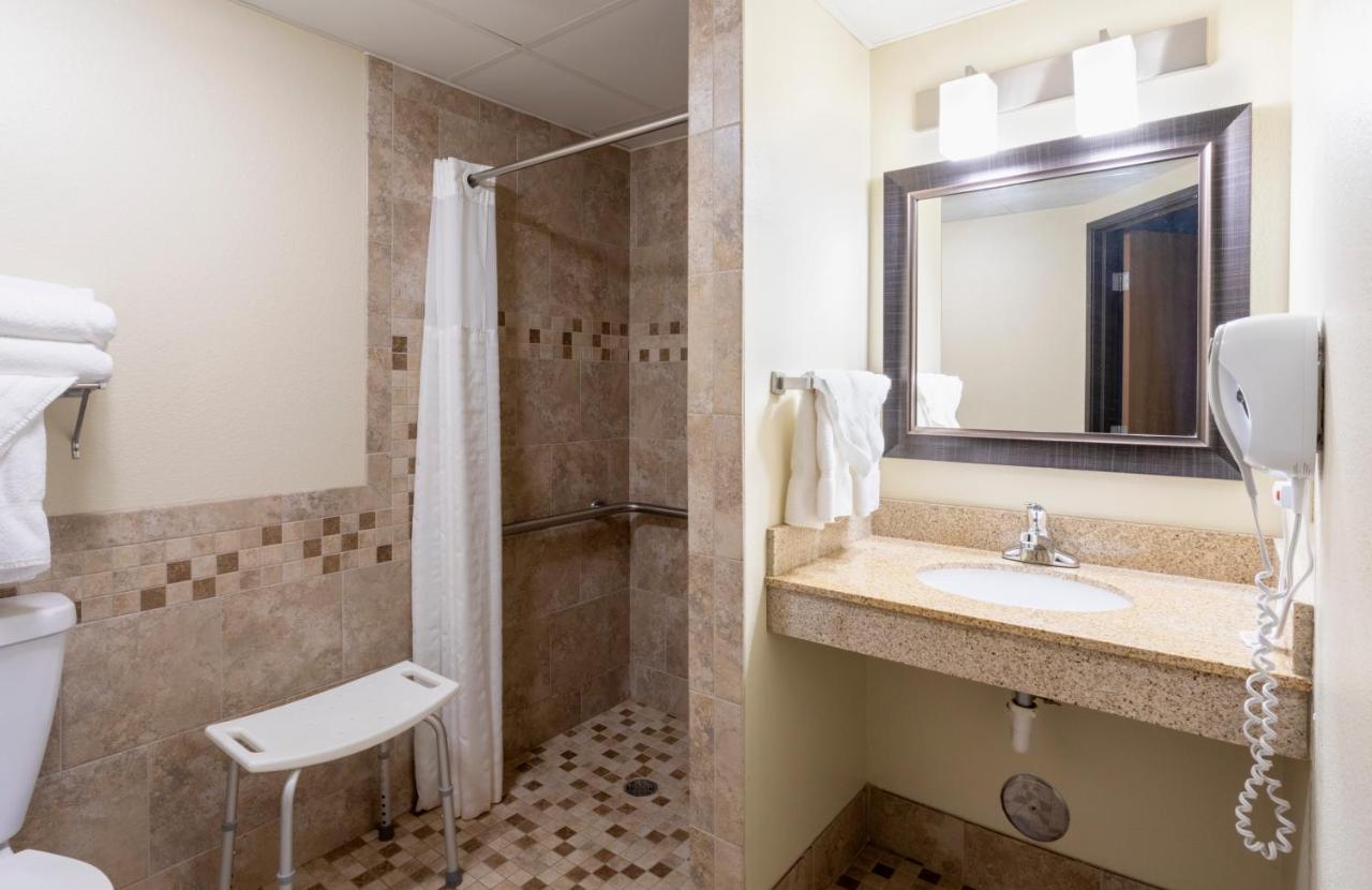 Queen Room with Two Queen Beds - Mobility Access/Non-Smoking at AmericInn by Wyndham Fergus Falls - Conference Center