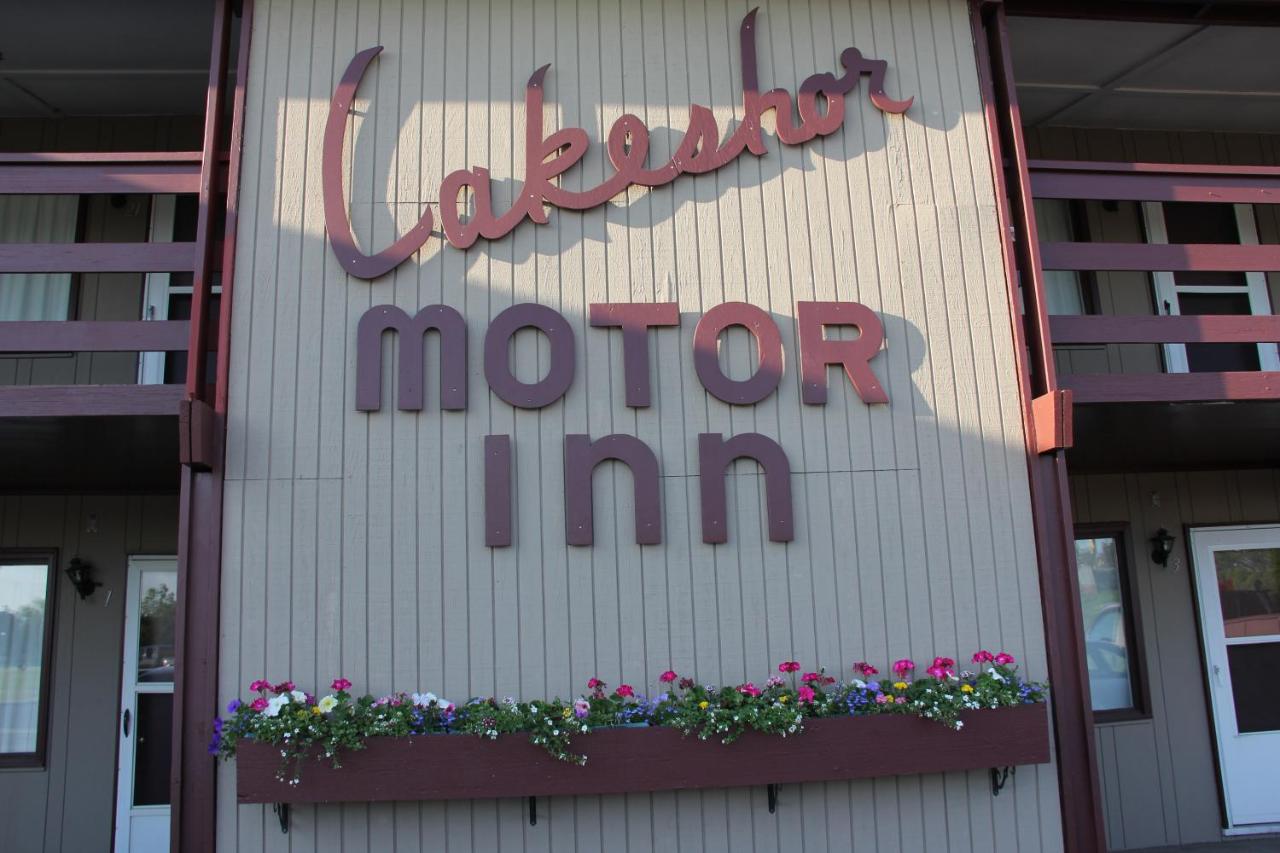  | Lakeshor Motor Inn
