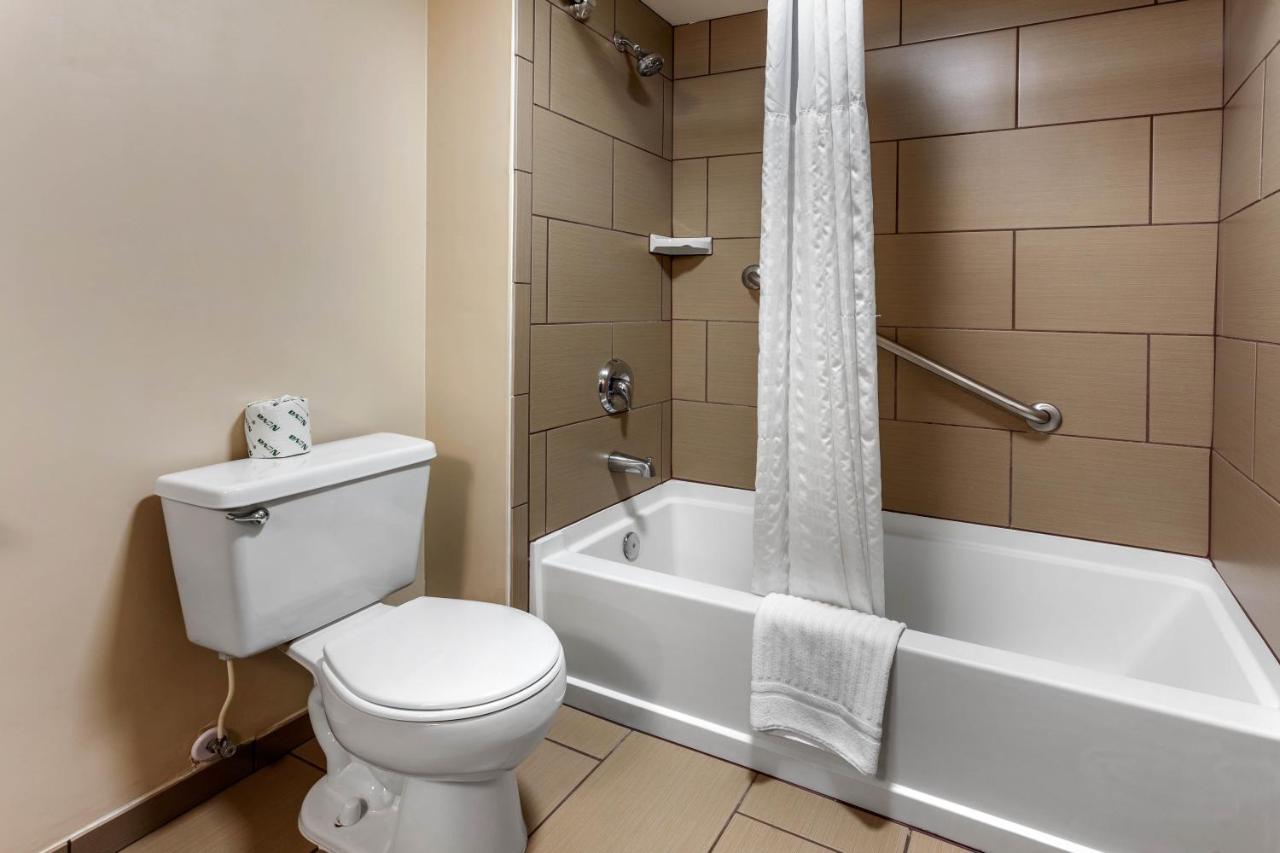 Queen Suite with Two Queen Beds and Sofa Bed - Non-Smoking at Comfort Inn Layton - Salt Lake City