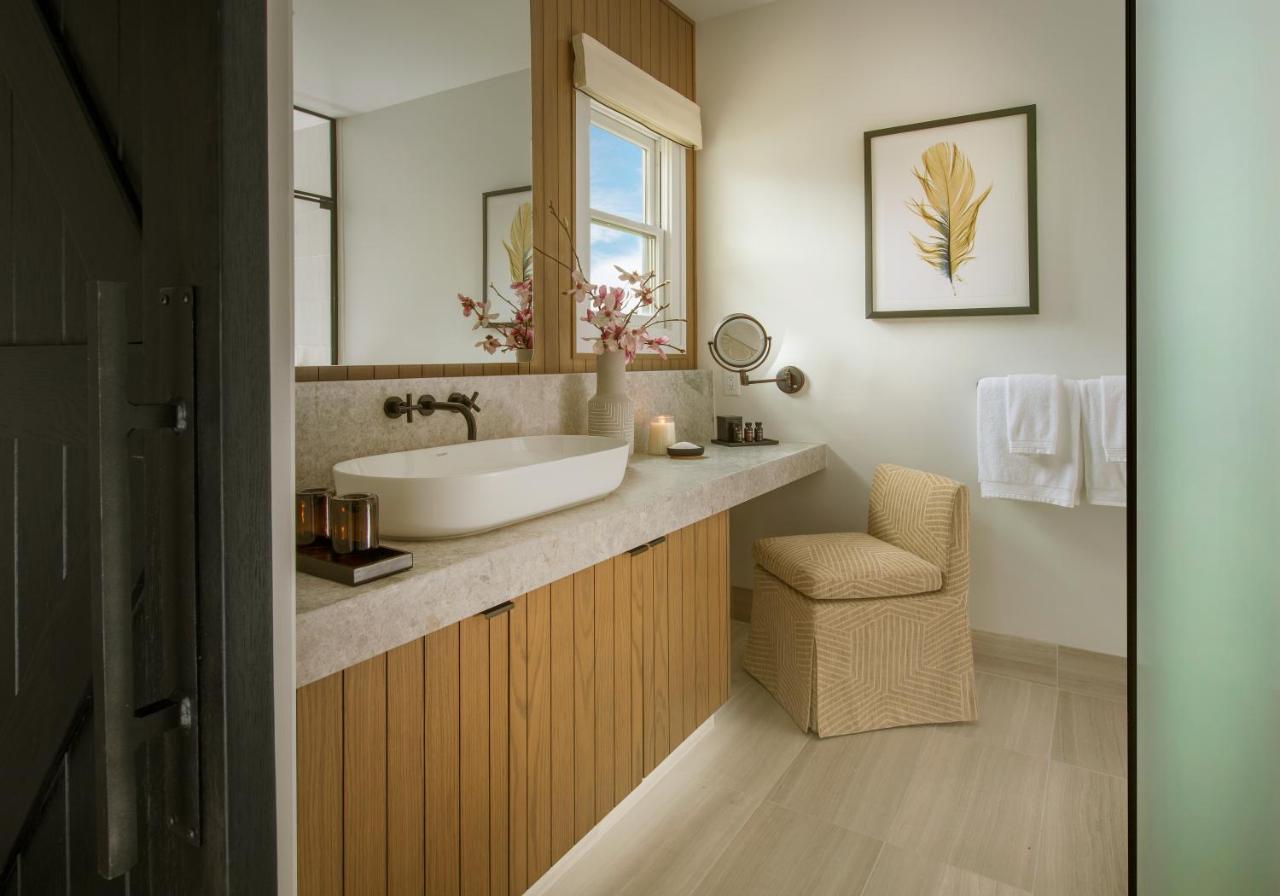| MacArthur Place Inn & Spa