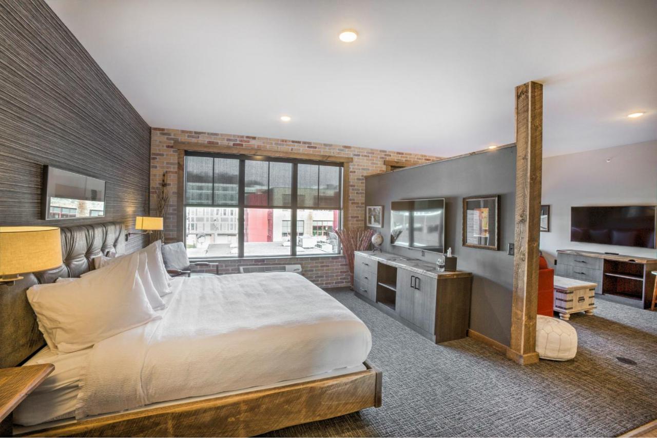 Superior Suite at Hotel Crosby