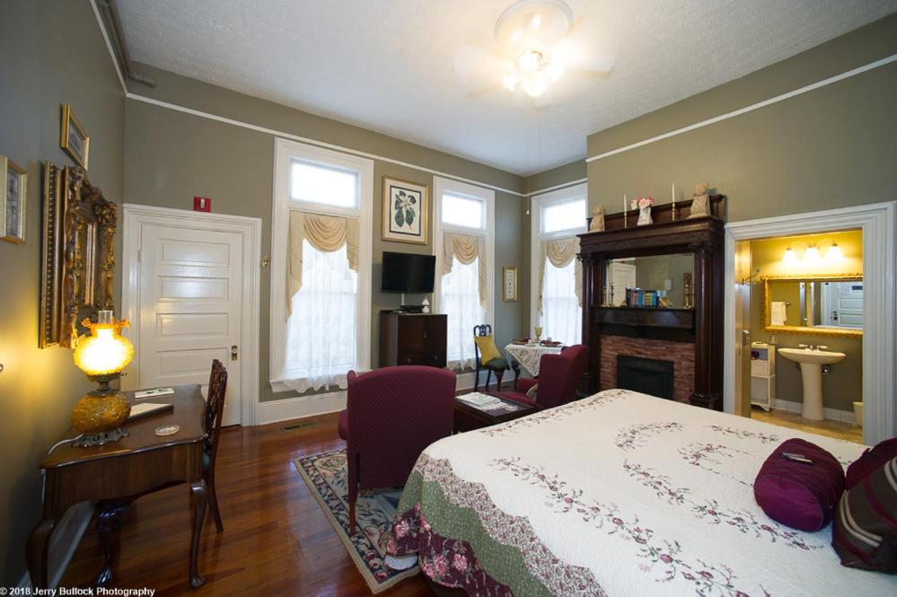  | Page House Bed & Breakfast