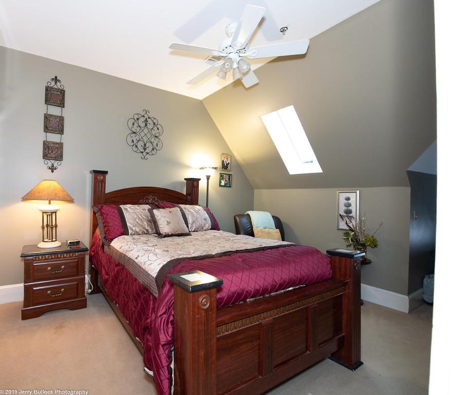  | Page House Bed & Breakfast